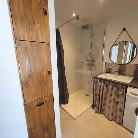 Moderne Centre-ville Apartment